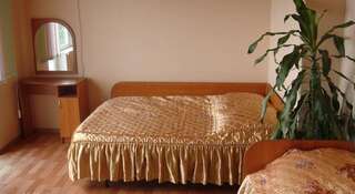 Гостиница Лавровая Геленджик-0