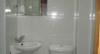 Гостиница Лавровая Геленджик Двухместный номер с 1 кроватью и видом на горы-3