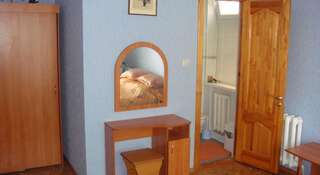 Гостиница Лавровая Геленджик Двухместный номер с 1 кроватью и балконом-4